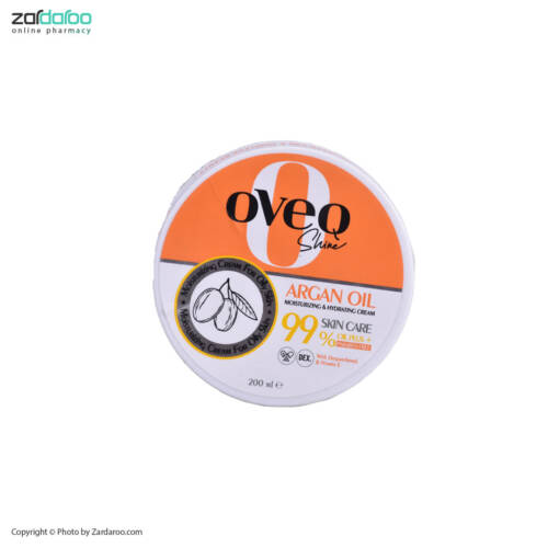 کرم اووک کرم کاسه ای مرطوب کننده و آبرسان مناسب پوست چرب اوک شاین Oak Shine
